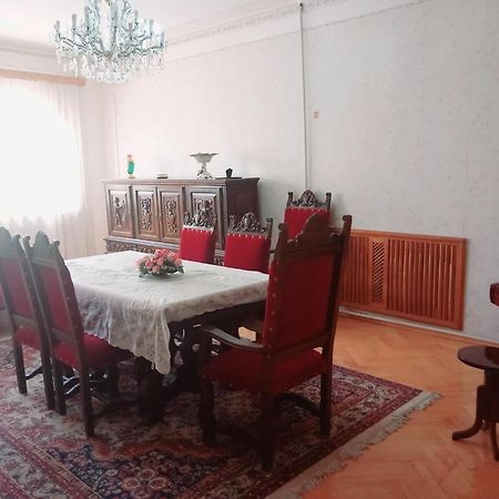 Guli Hotel Gori Exterior foto