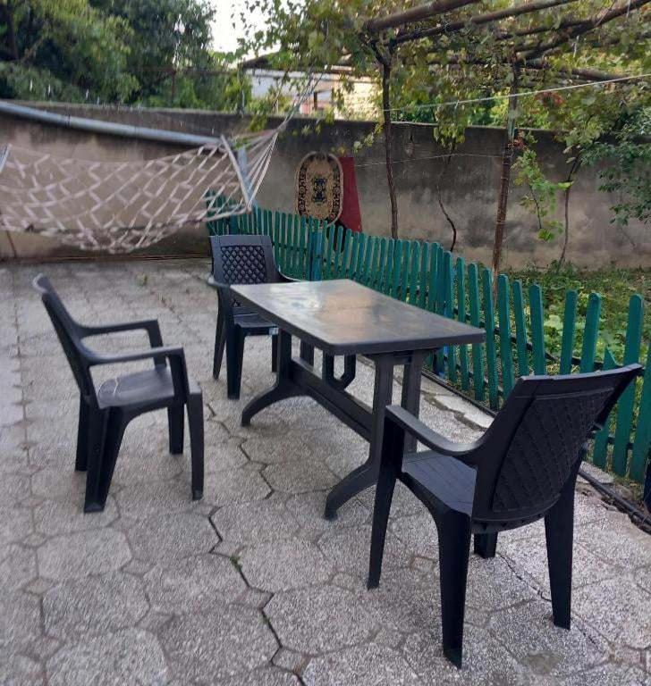 Guli Hotel Gori Exterior foto