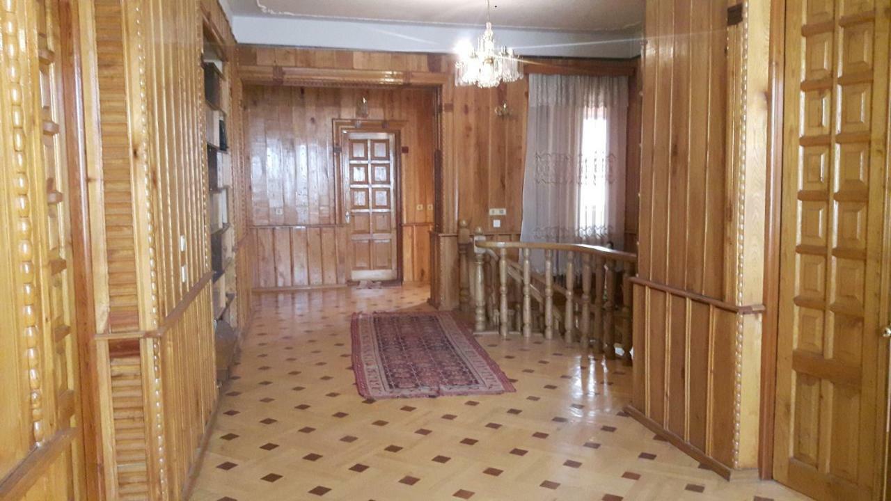 Guli Hotel Gori Exterior foto