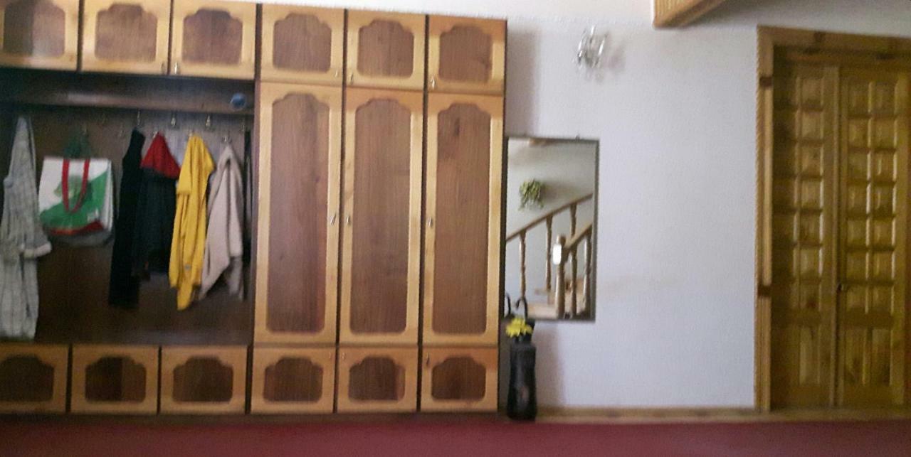 Guli Hotel Gori Exterior foto