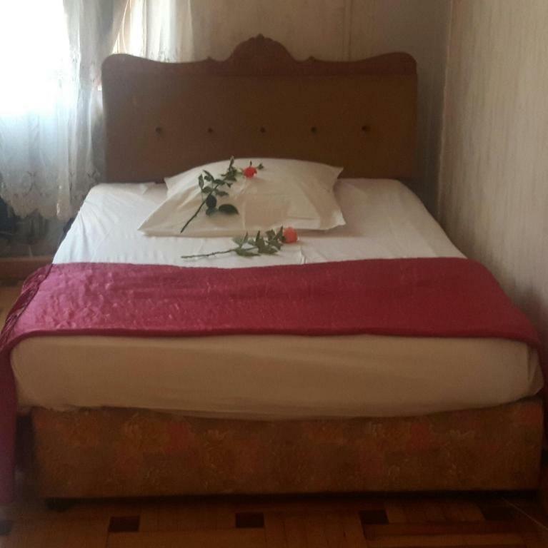 Guli Hotel Gori Exterior foto
